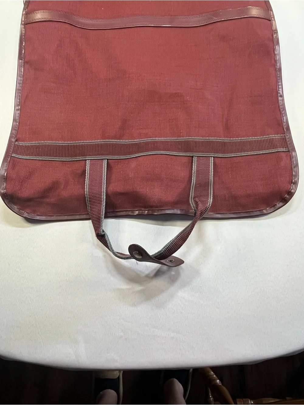 Oscar de la Renta Vintage Burgundy Canvas Tri-Fold Travel Luggage Garment Bag
